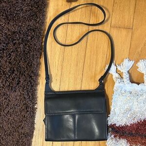FOSSIL Black Leather Crossbody Bag